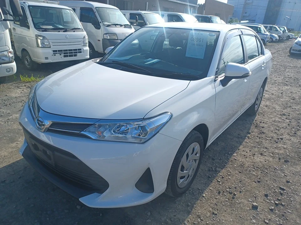 Toyota Corolla Axio NZE164 2021
